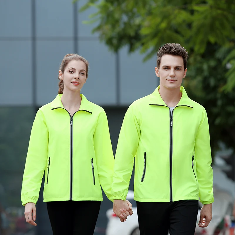 মহিলাদের জলরোধী জ্যাকেট